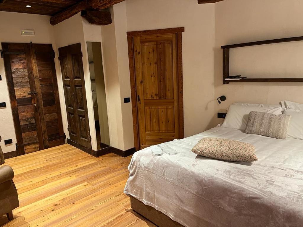 Raccard Resort De Montagne Torgnon Esterno foto